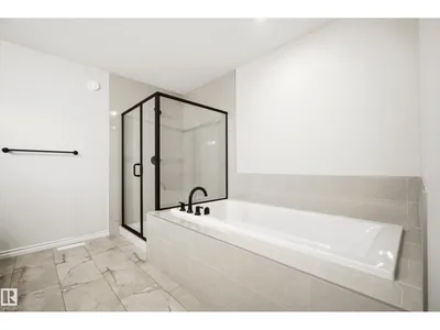 2230 194A ST NW photo 22