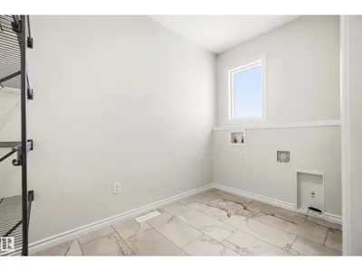 2230 194A ST NW photo 18