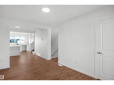 1425 9 ST NW photo 4