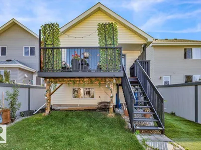 7608 15 AV SW photo 39