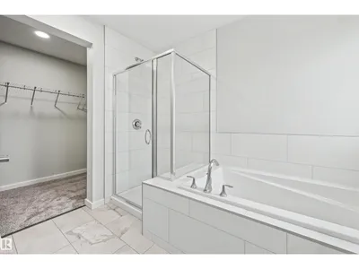 19631 30 Avenue NW photo 27