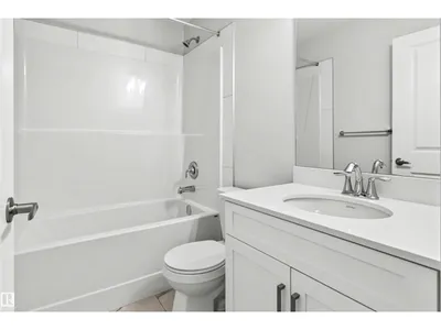 19631 30 Avenue NW photo 34