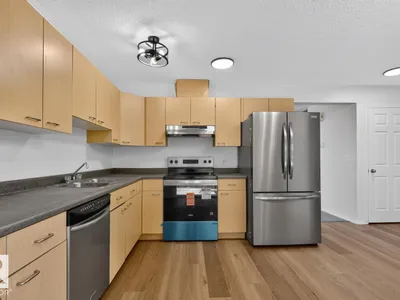 #18 15128 22 ST NW photo 12