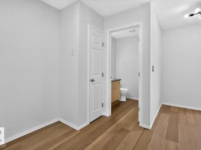 #18 15128 22 ST NW photo 16