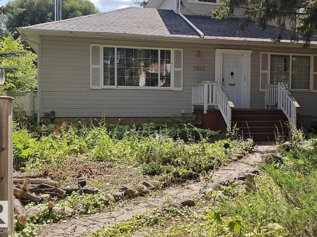 11643 76 AV NW, Edmonton