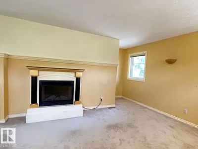 11643 76 AV NW photo 21