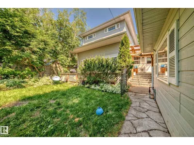 11643 76 AV NW photo 46