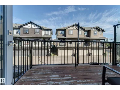 #32 1703 16 AV NW NW photo 6