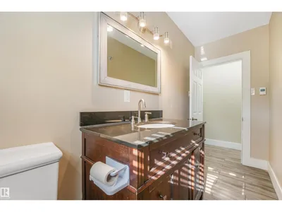 9347 105 AV NW NW photo 30