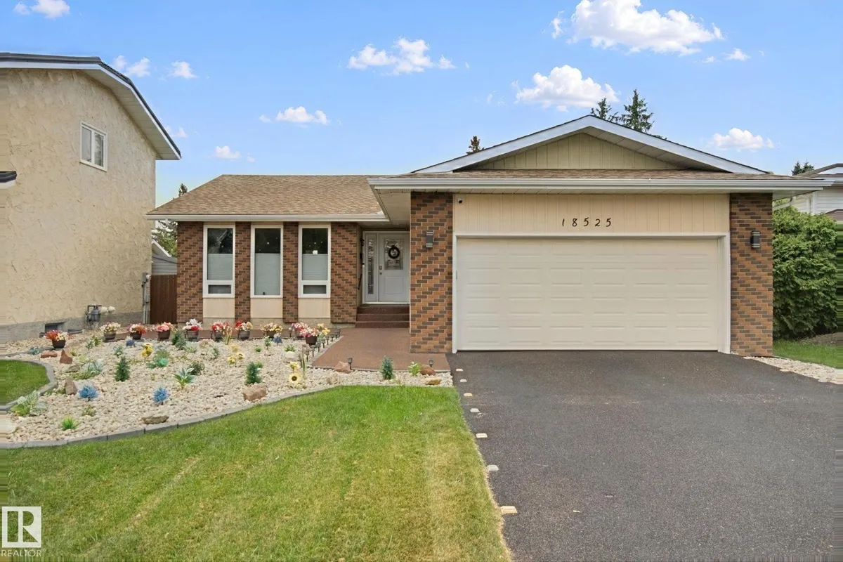 18525 86A AV NW exterior