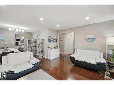 18525 86A AV NW photo 9