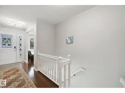 18525 86A AV NW photo 23