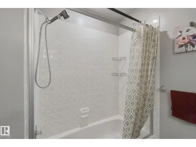 18525 86A AV NW photo 31