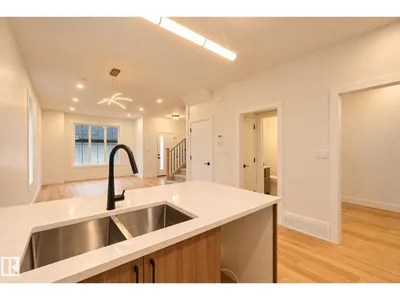 11322 91 St. NW photo 19