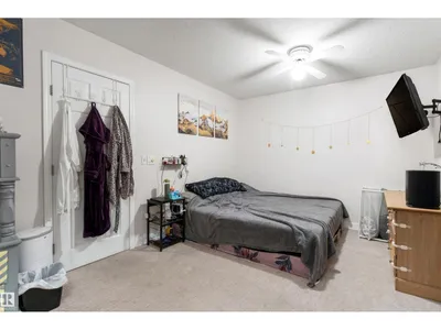 18045 96 AV NW photo 16