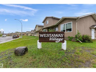 18045 96 AV NW photo 29