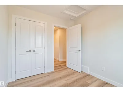 12117 85 ST NW photo 22