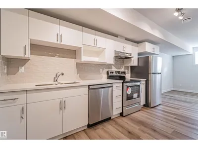 12117 85 ST NW photo 26