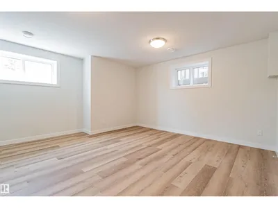 12117 85 ST NW photo 35