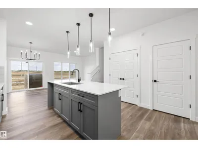534 176 AV NE photo 6
