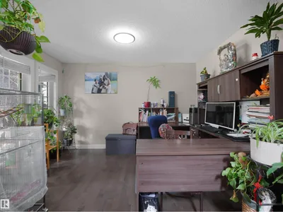 1216 29 AV NW NW photo 18