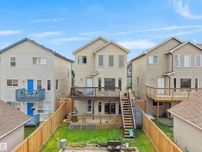 1216 29 AV NW NW photo 6