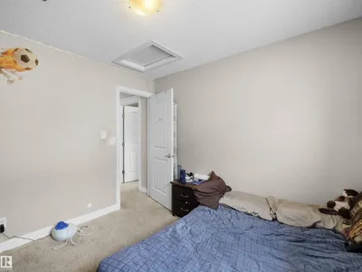 1216 29 AV NW NW photo 41