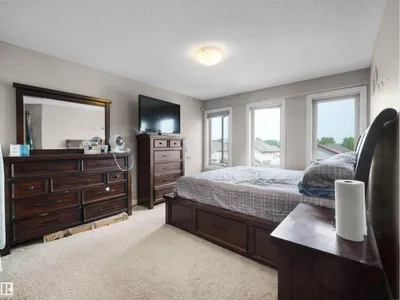1216 29 AV NW NW photo 35
