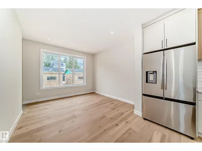 9637 85 ST NW photo 30
