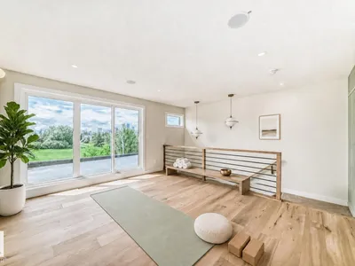 9637 85 ST NW photo 62