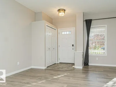 3203 Carpenter Landing SW photo 4