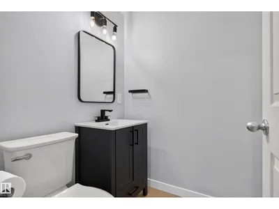 2322 67A ST SW photo 38