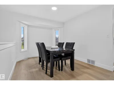 9504 95 ST SE photo 17