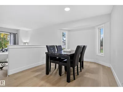9504 95 ST SE photo 18