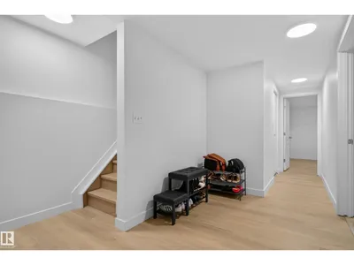 9504 95 ST SE photo 34