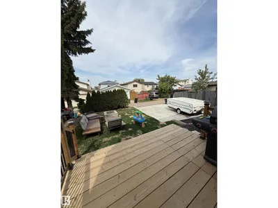 8326 157 AV NW photo 23