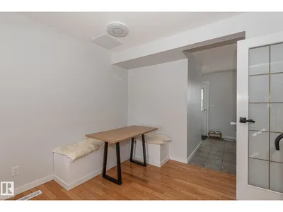 8326 157 AV NW photo 24