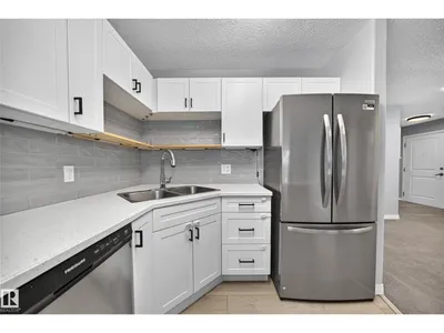 #112 11325 83 ST NW photo 12