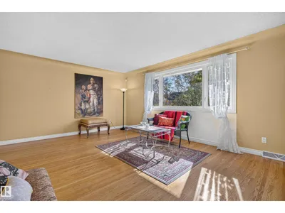 13636 122 AV NW photo 7