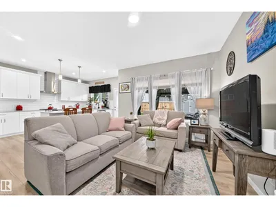 17550 63A ST NW photo 11