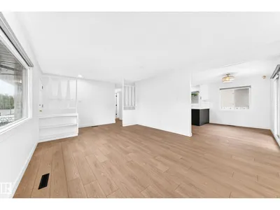 6104 149 AV NW NW photo 18