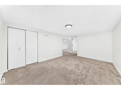 6104 149 AV NW NW photo 43