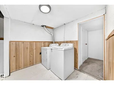 6104 149 AV NW NW photo 46