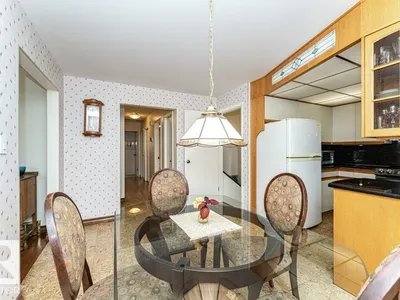9222 88 ST photo 18