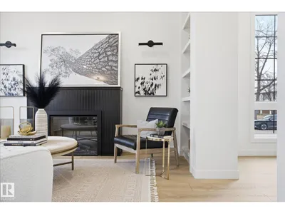9703 68 AV NW photo 7