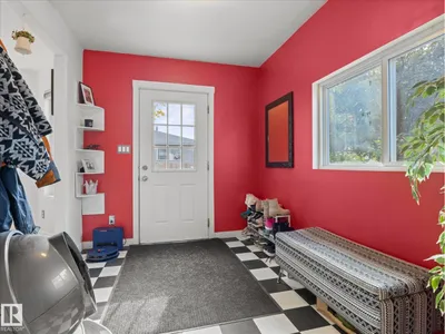 12152 91 ST NW photo 16
