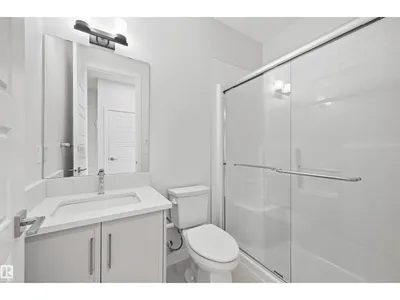 19004 20 AV NW photo 8