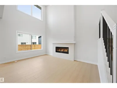 19004 20 AV NW photo 9