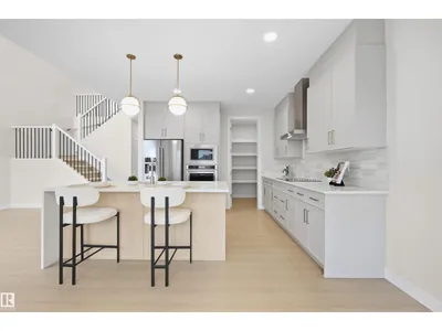 19004 20 AV NW photo 14