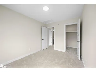 19004 20 AV NW photo 41